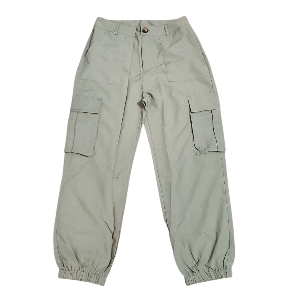 NWOT Boutique Women's Cargo Pants Joggers M